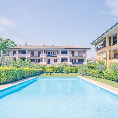 Colombare Suite - Italian Homing Сірміоне Екстер'єр фото