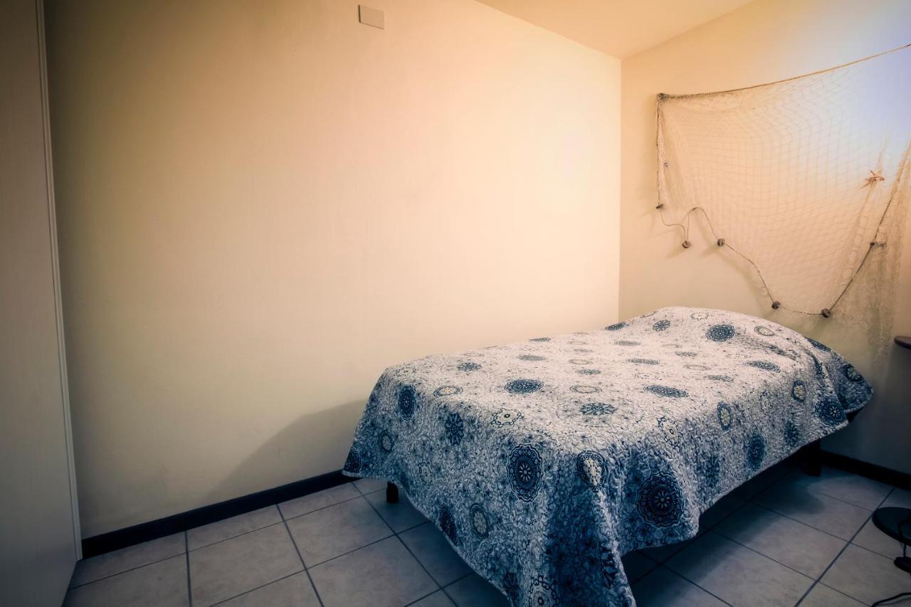 Colombare Suite - Italian Homing Сірміоне Екстер'єр фото